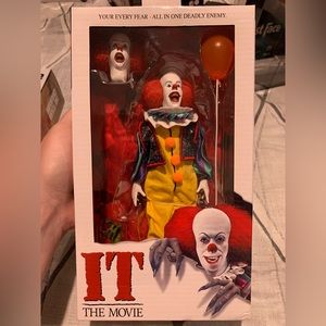 IT Pennywise the Clown Figure